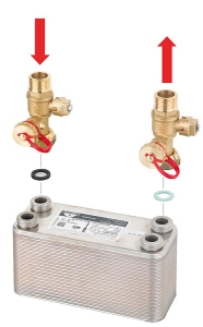 Plate heat exchanger flushing and shut-off set